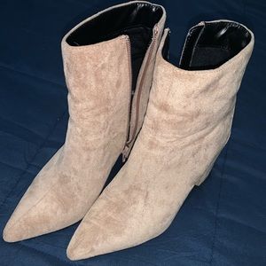 Fashion Nova faux suede tan booties. block heel